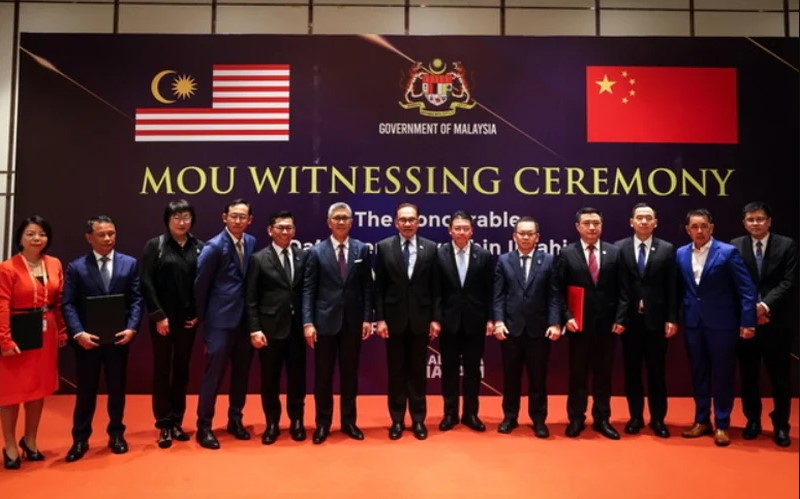 TERKINI: Syarikat Malaysia China Meterai 3 MoU Bernilai Hampir RM20 Bilion