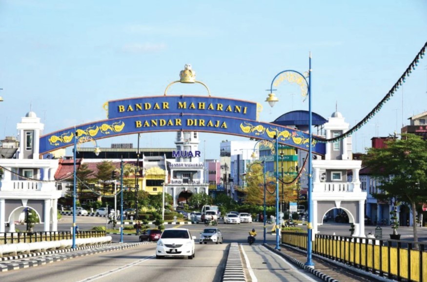 Mengisytiharkan Bandar Muar (Bandar Maharani) Menjadi Bandar Diraja